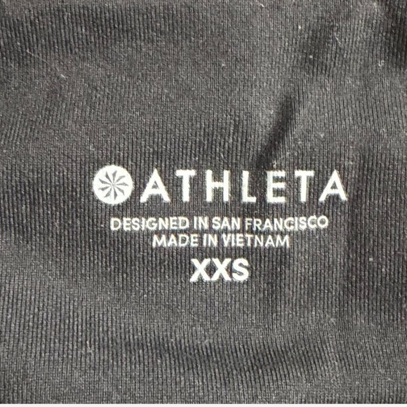 Athleta black leggings with side pockets and back pockets size XXS - Picture 8 of 8